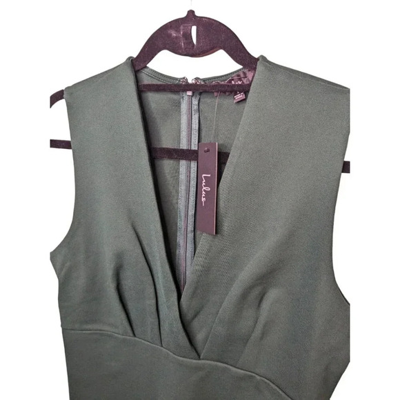 NWT Lulu's Womens Cocktail Hour Green Tulip Wrap Sleeveless Mini Dress Size L - Picture 3 of 13